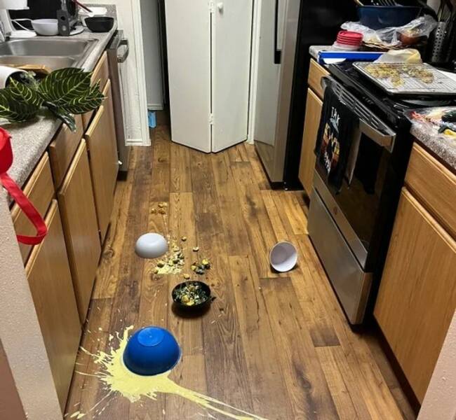 Bad Days Happen (24 pics)