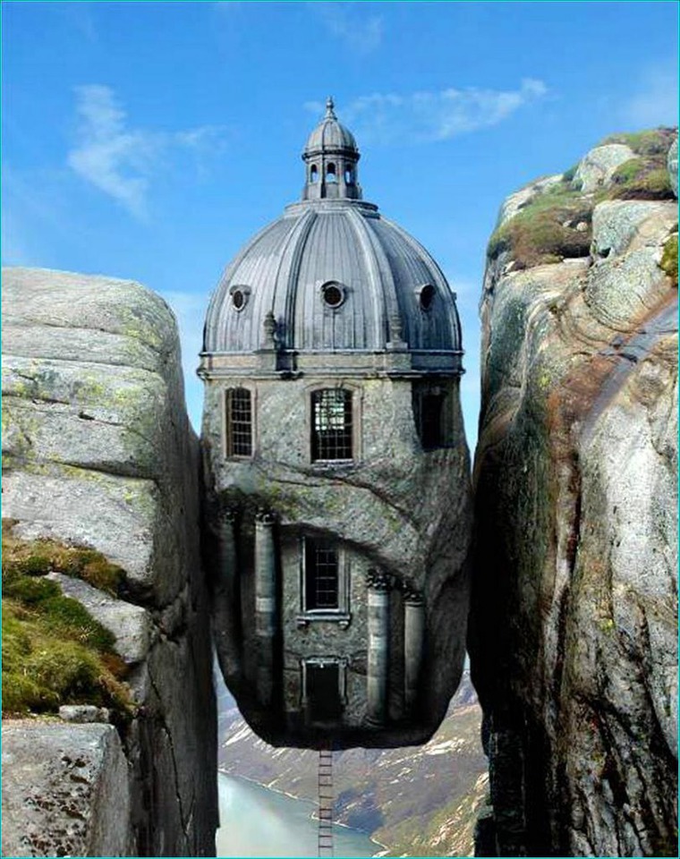 Unusual And Interesting Buildings (23 pics)