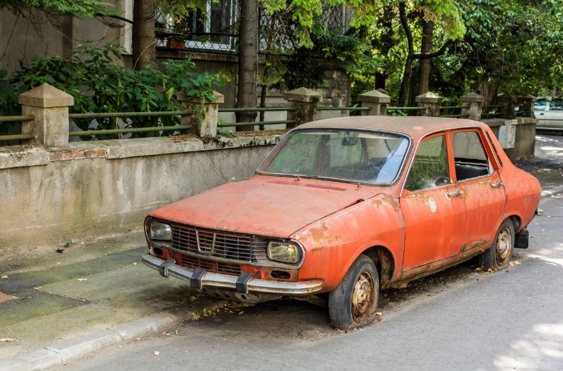 Awesome Abandoned Cars (20 pics)