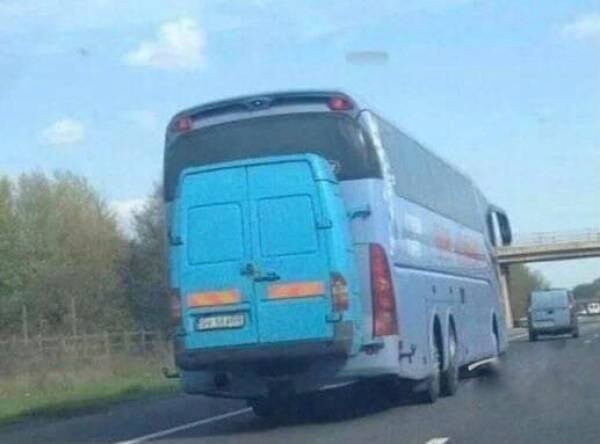 What Is Going On Here? (20 pics)