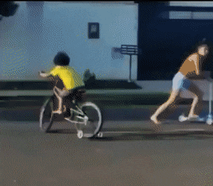 Acid GIFs, August 3 (25 gifs)