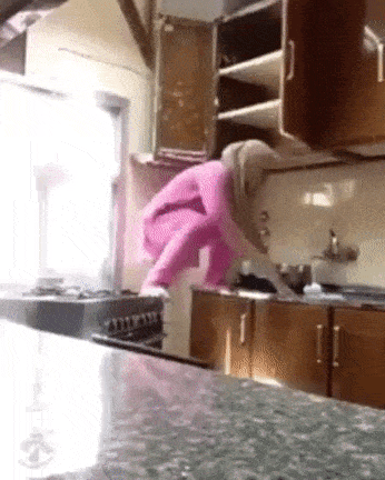 Acid GIFs, August 3 (25 gifs)