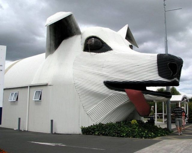 Interesting Buildings (19 pics)