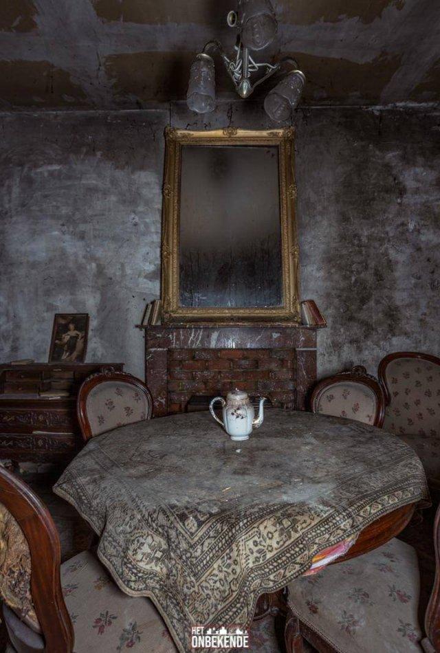 Abandoned Places (22 pics)
