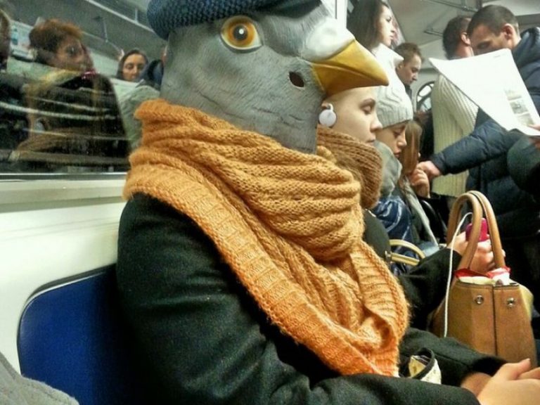 Strange People In The Subway (20 pics)