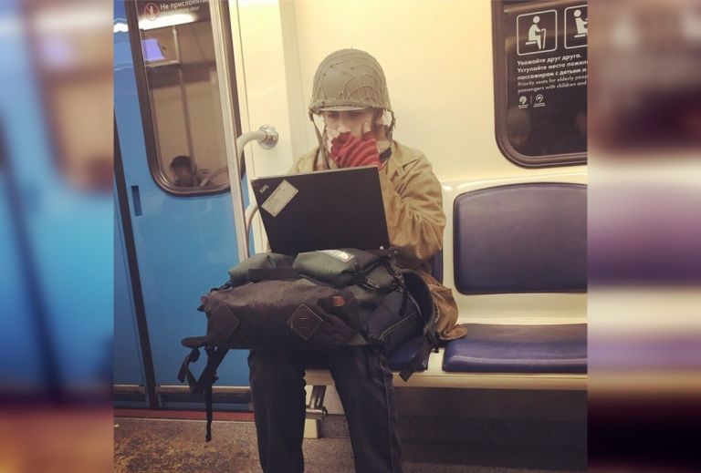 Strange People In The Subway (20 pics)