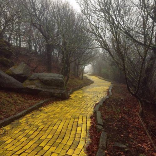 Awesome Abandoned Places (22 pics)