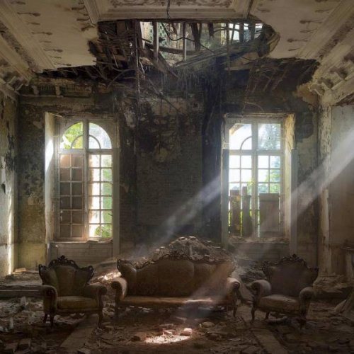 Awesome Abandoned Places (22 pics)