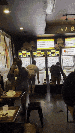 Acid GIFs, August 9 (25 gifs)