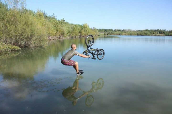 Right Moment (18 pics)