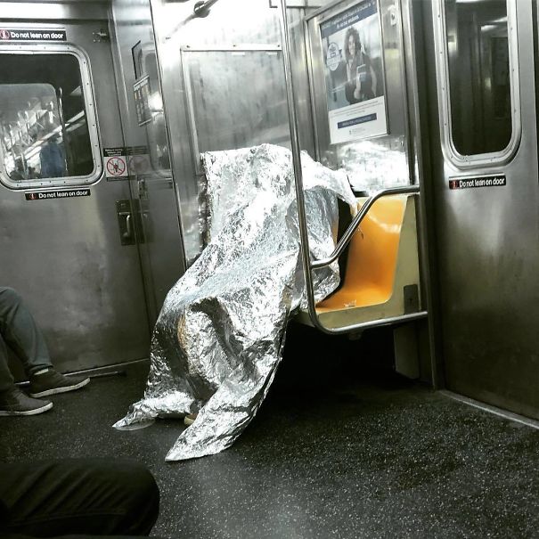 Strange People In The Subway (20 pics)