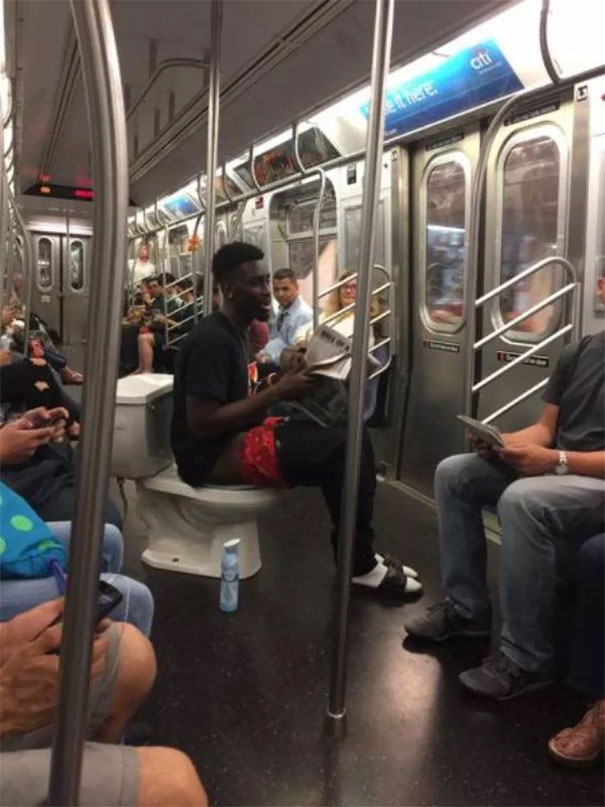 Strange People In The Subway (20 pics)