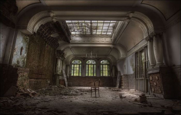 Awesome Abandoned Places (30 pics)
