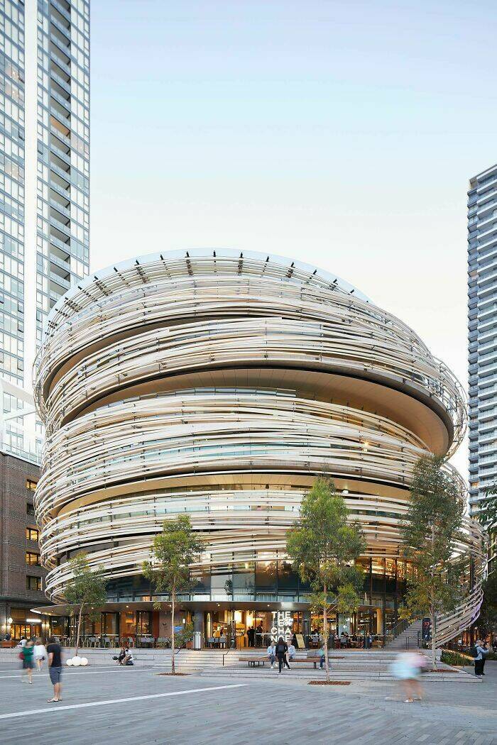 Interesting Buildings (20 pics)