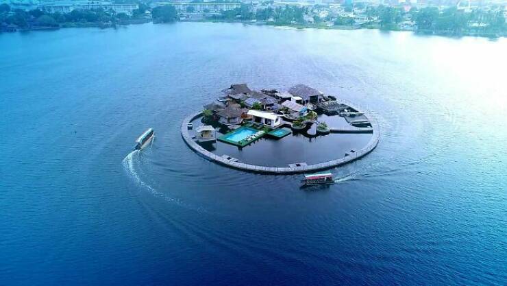 Interesting Buildings (20 pics)