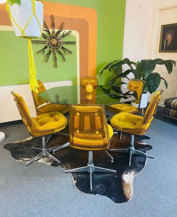 Interesting Finds In Thrift Shops (18 pics)
