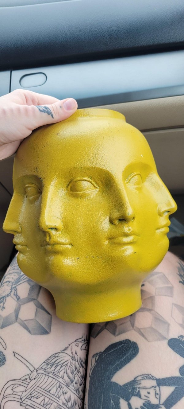 Interesting Finds In Thrift Shops (18 pics)