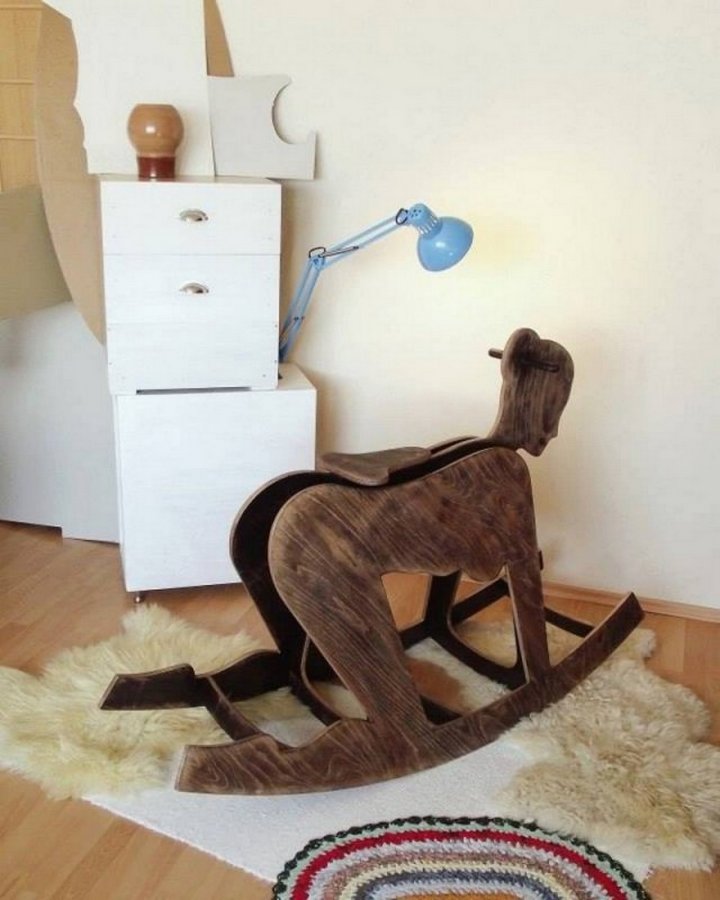 Weird Interiors (14 pics)