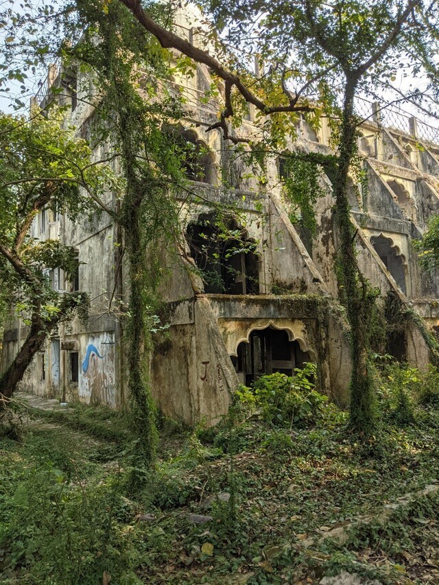 Beautiful Abandoned Places (20 pics)