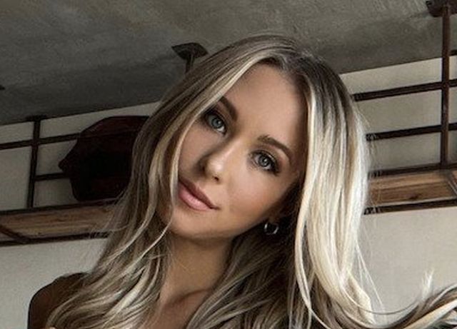 Slim Girls (43 pics)