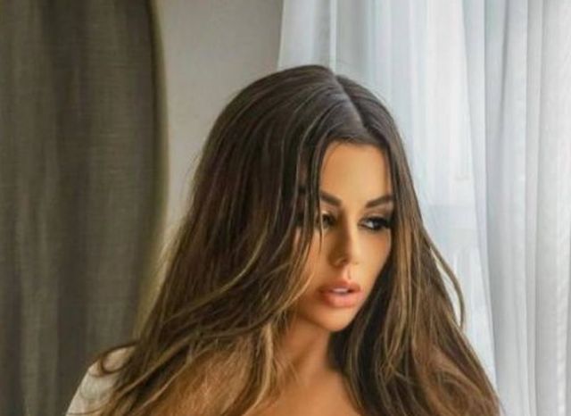 Braless Girls (45 pics)