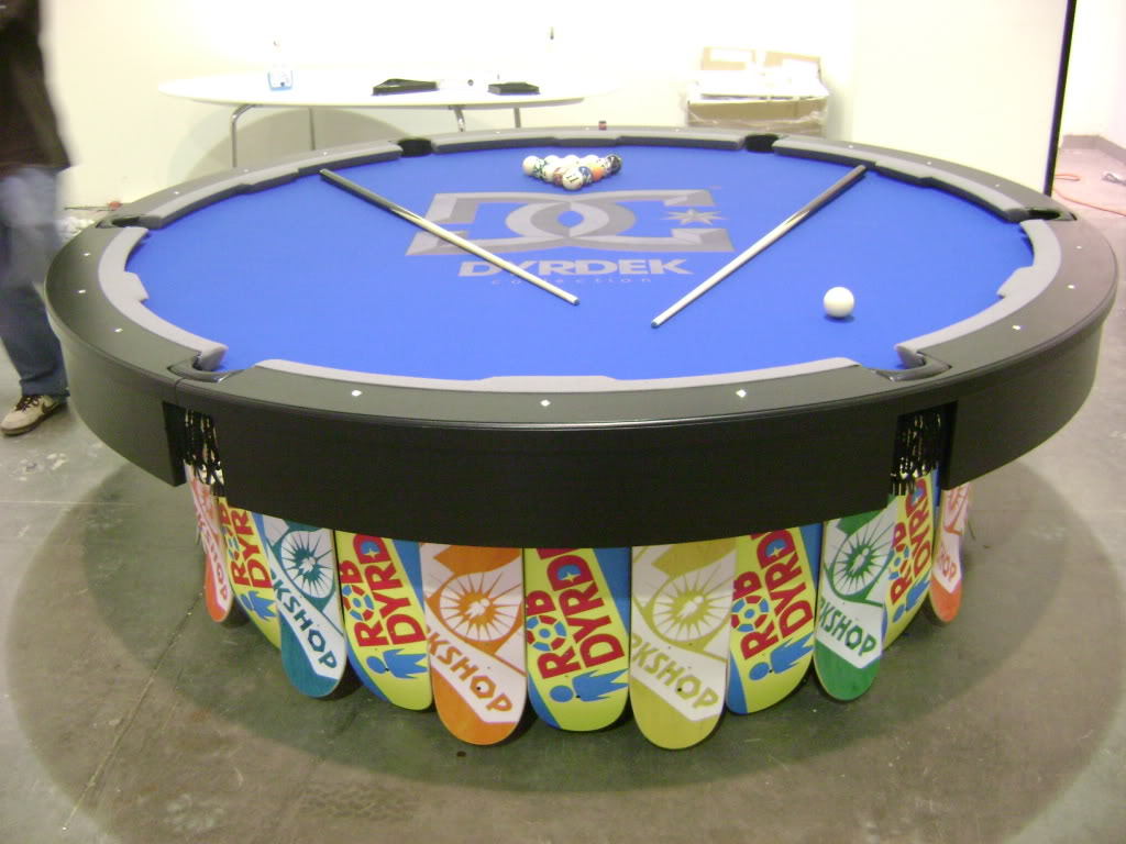 Unusual Billiard Tables (15 pics)