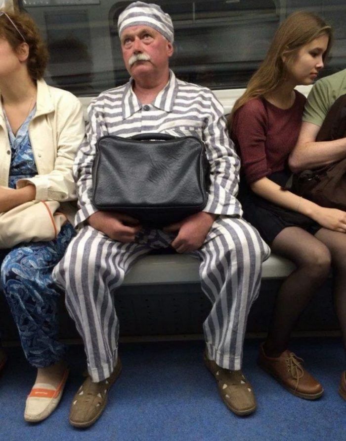 Strange People In The Subway (20 pics)