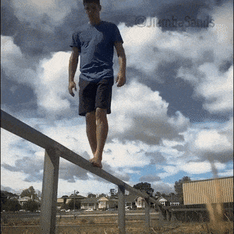 Acid GIFs, August 29 (25 gifs)