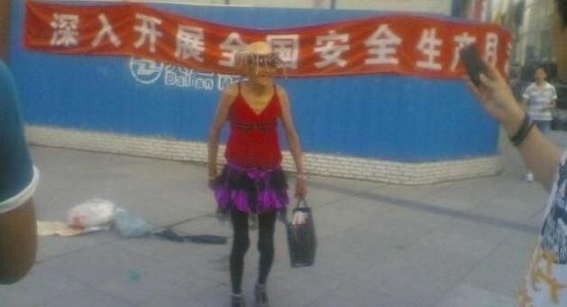 Strange Photos From Asian Countries (15 pics)