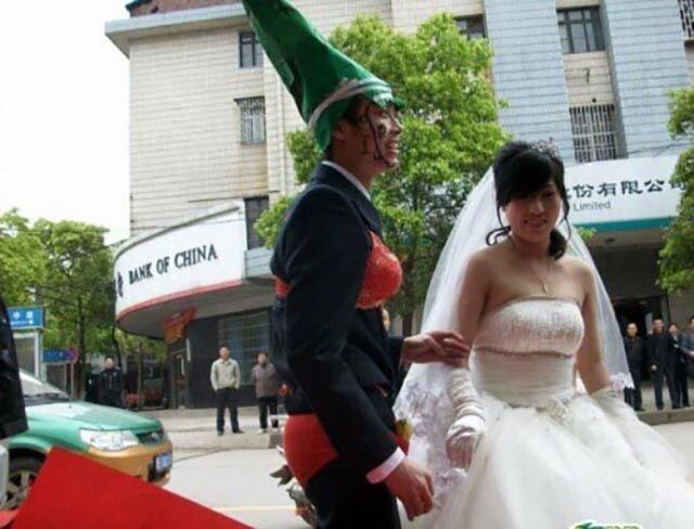 Strange Photos From Asian Countries (15 pics)