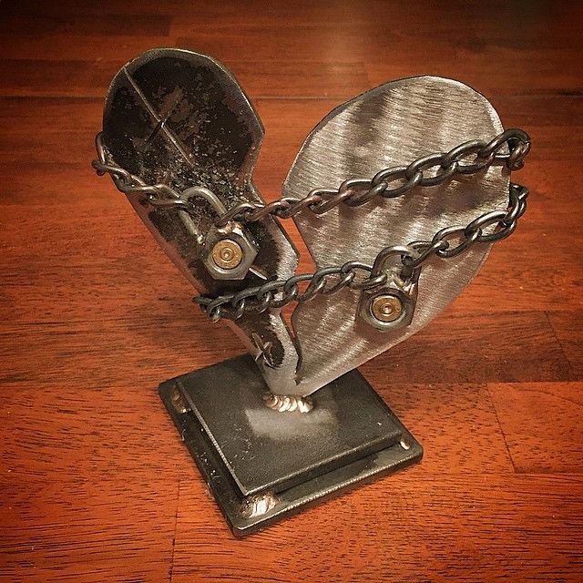 Awesome Metal Sculptures (20 pics)