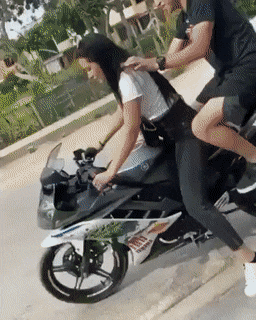 Acid GIFs, August 31 (25 gifs)