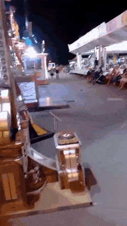 Acid GIFs, August 31 (25 gifs)