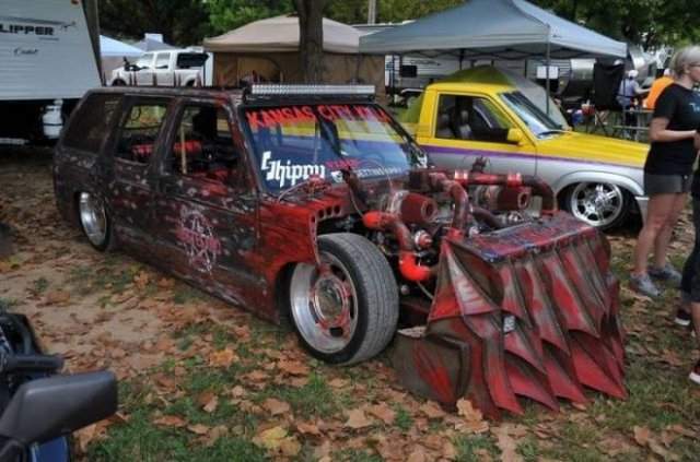 Crazy Cars (15 pics)