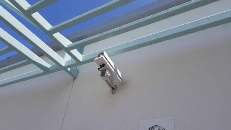 Security Systems That Definitely Don't Work (20 pics)