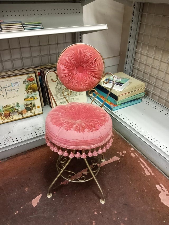Odd Finds In Thrift Shops (17 pics)
