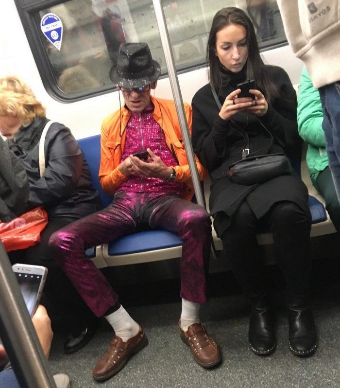 Strange People In The Subway (15 pics)