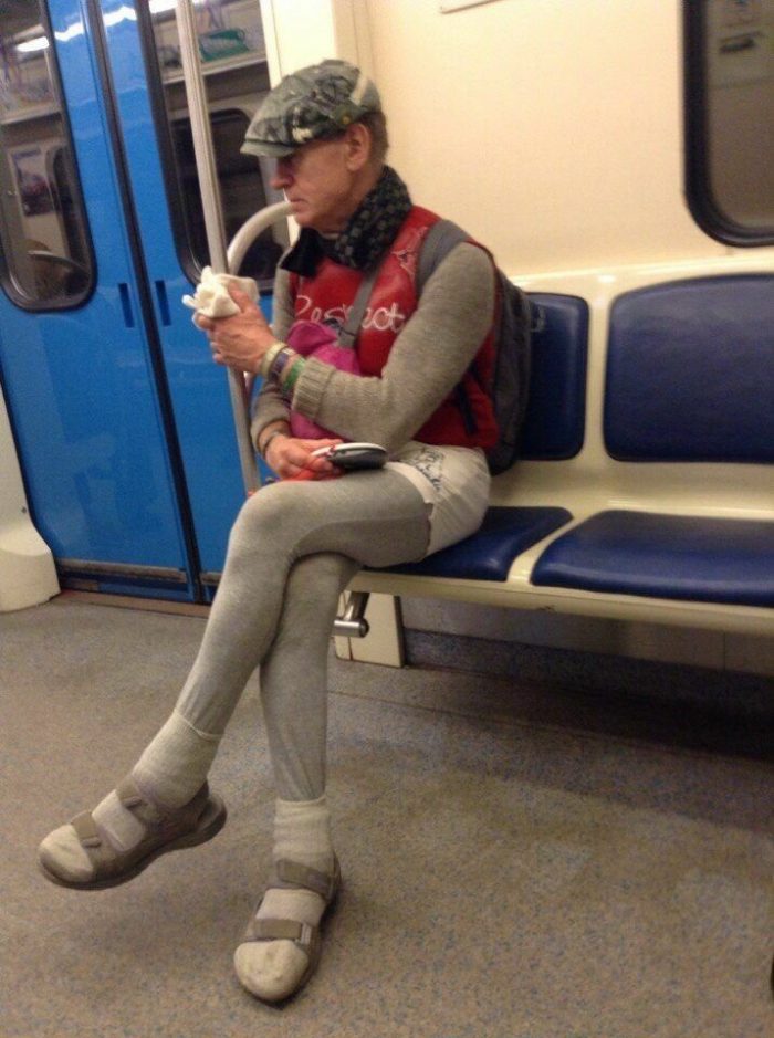 Strange People In The Subway (15 pics)