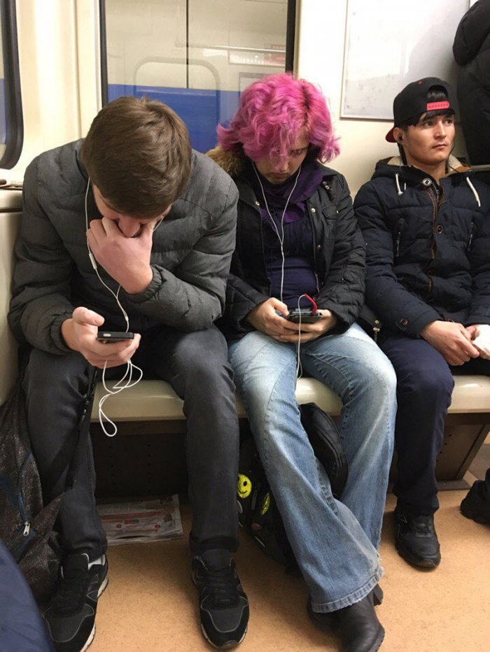Strange People In The Subway (15 pics)