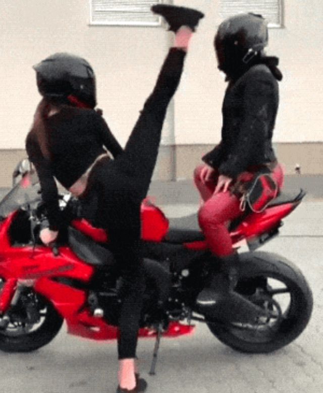 Acid GIFs, September 5 (25 gifs)