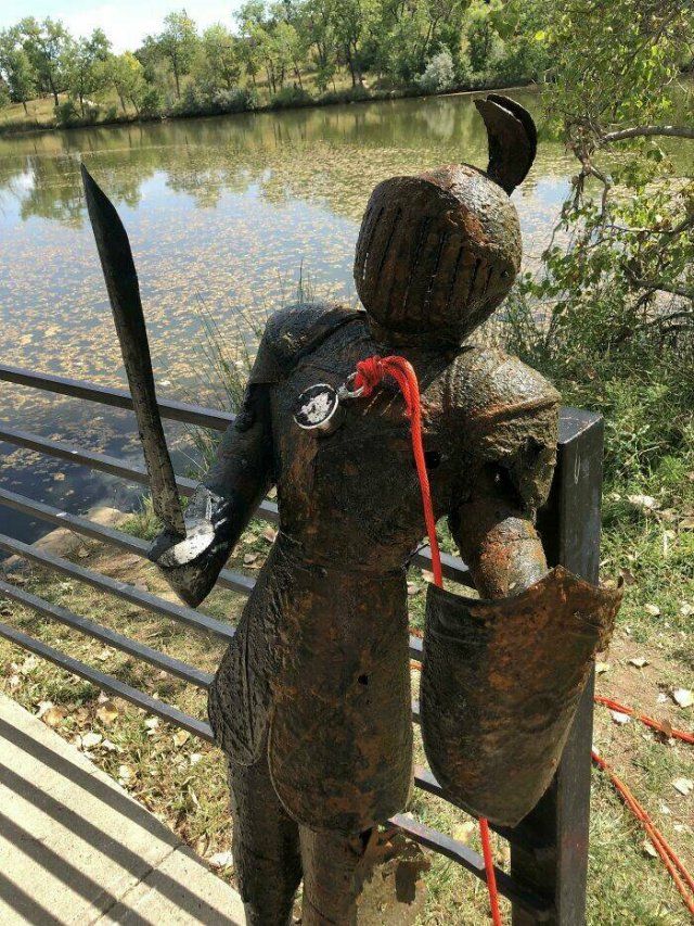 Weird Things Found While Magnet Fishing (32 pics)