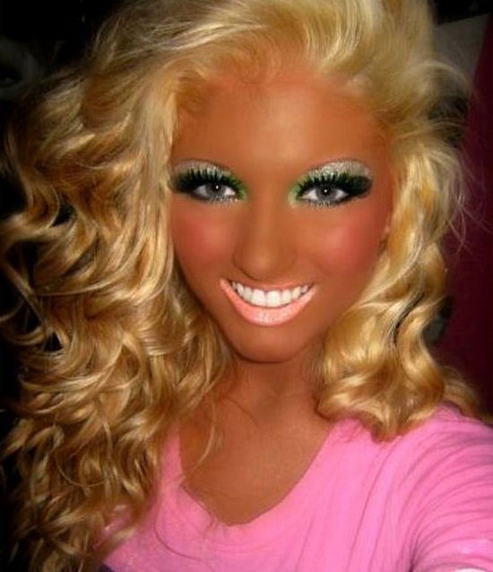 Terrible Makeup (15 pics)