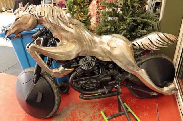 Weird Designs And Finds (25 pics)