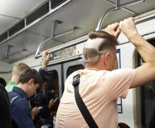 Strange People In The Subway (15 pics)