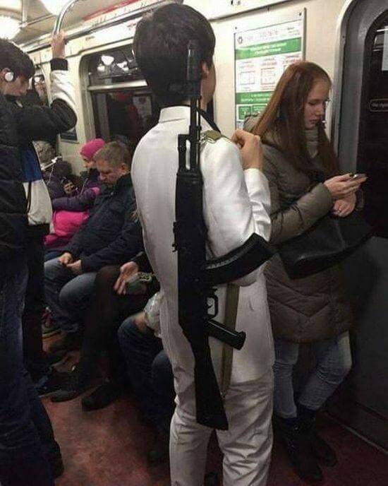 Strange People In The Subway (15 pics)