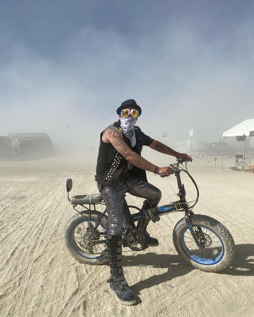 People At ''Burning Man 2022'' (14 pics)