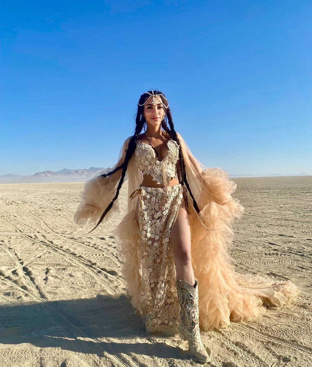 People At ''Burning Man 2022'' (14 pics)