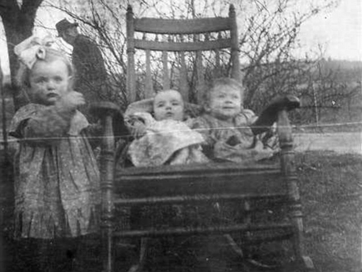 Creepy Photos (20 pics)