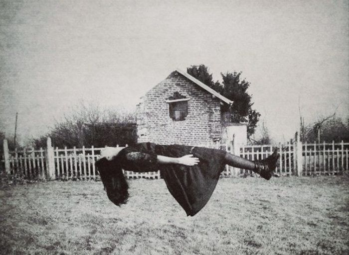 Creepy Photos (20 pics)