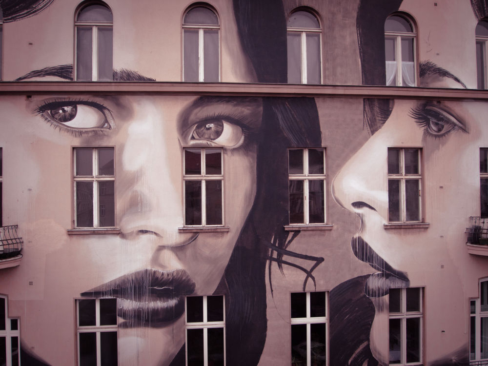Awesome Female Portraits In Abandoned Houses (19 pics)